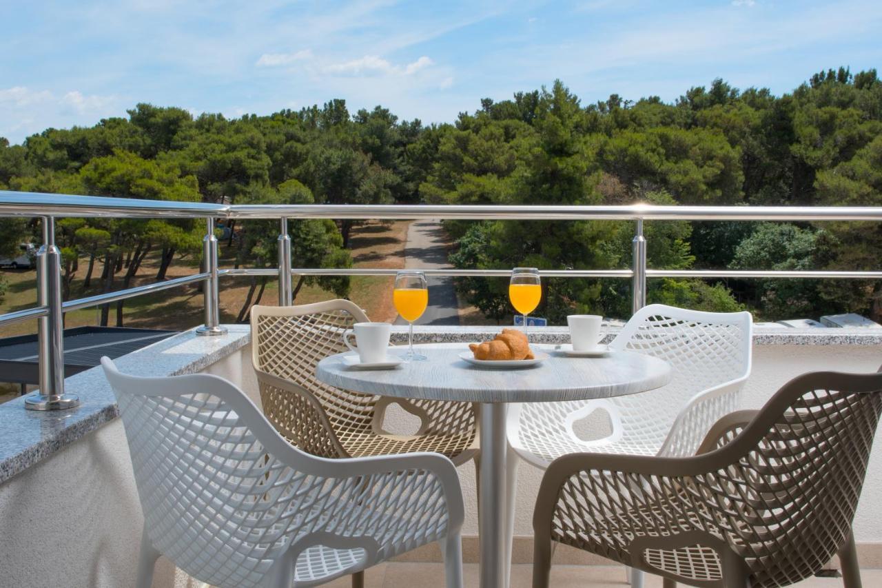 Aparthotel Punta Blu - Pool & Spa Premantura Eksteriør billede
