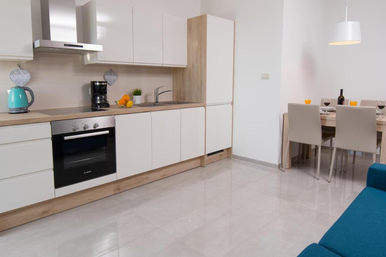 Aparthotel Punta Blu - Pool & Spa Premantura Eksteriør billede