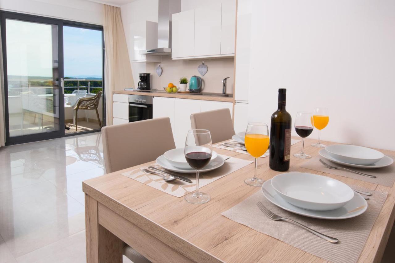 Aparthotel Punta Blu - Pool & Spa Premantura Eksteriør billede