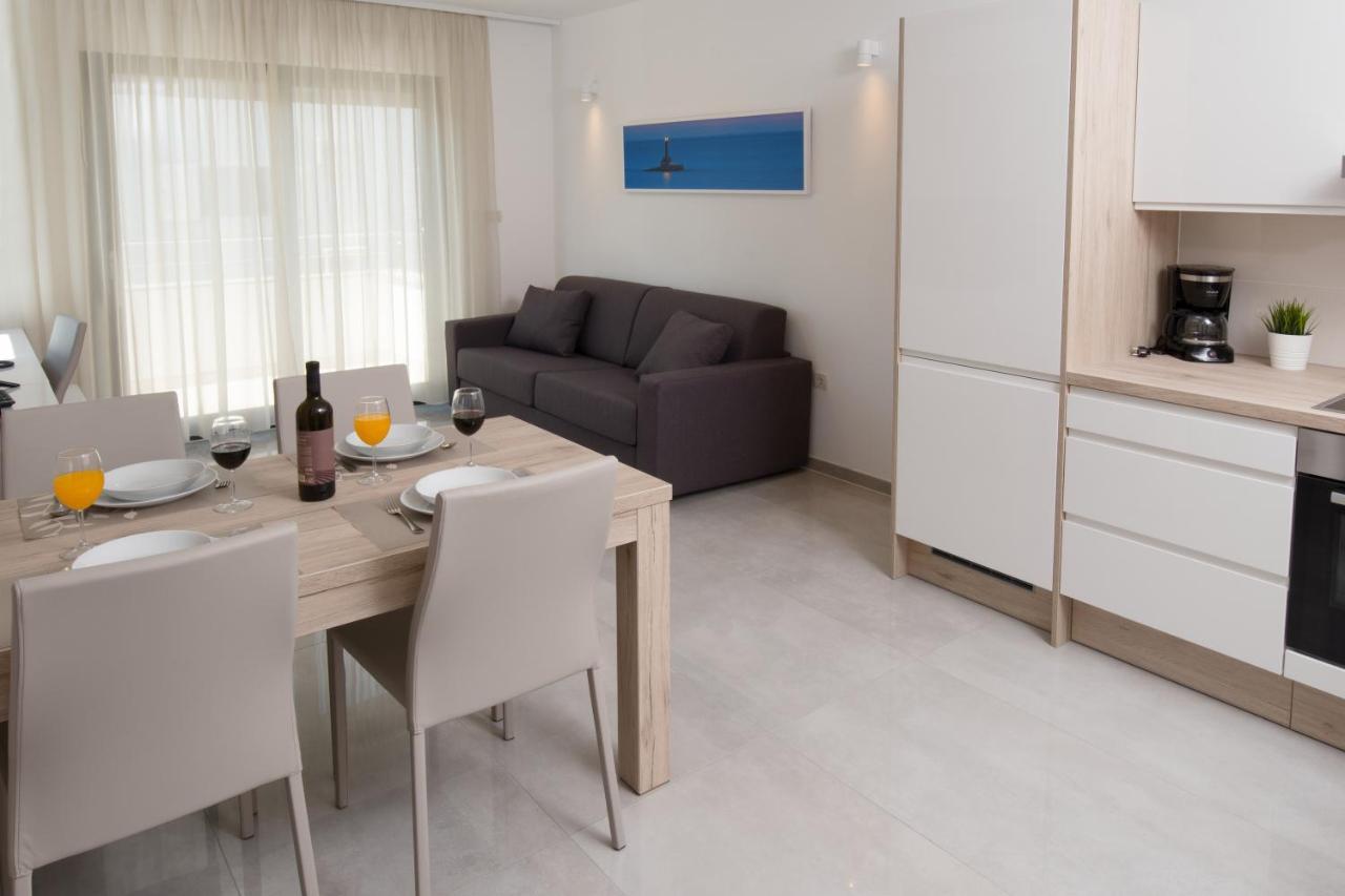 Aparthotel Punta Blu - Pool & Spa Premantura Eksteriør billede