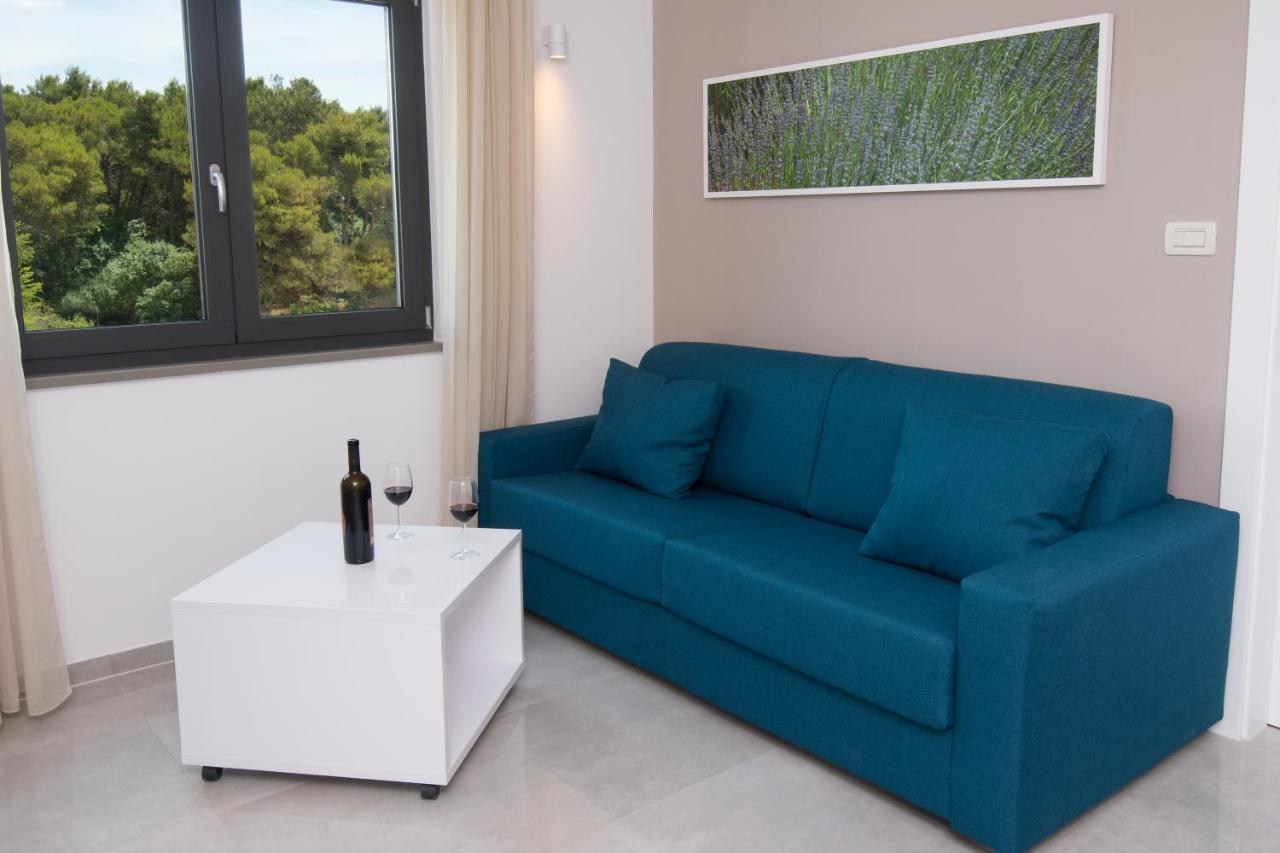 Aparthotel Punta Blu - Pool & Spa Premantura Eksteriør billede