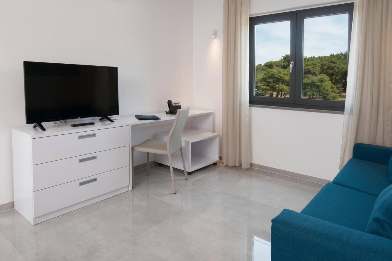 Aparthotel Punta Blu - Pool & Spa Premantura Eksteriør billede